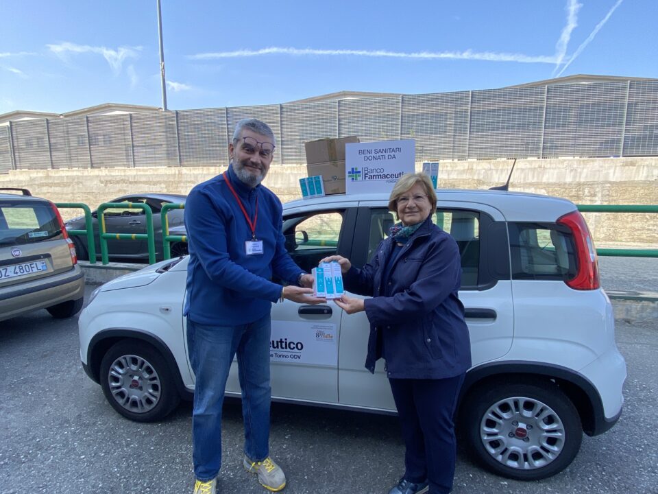 team logistica banco farmaceutico torino donazioni aziendali consegna